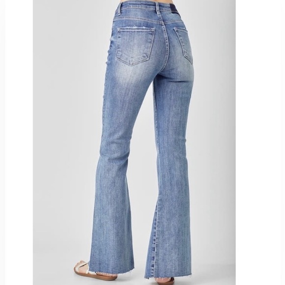 Risen High Rise Twisted Hem Flare Jeans - Picture 8 of 10